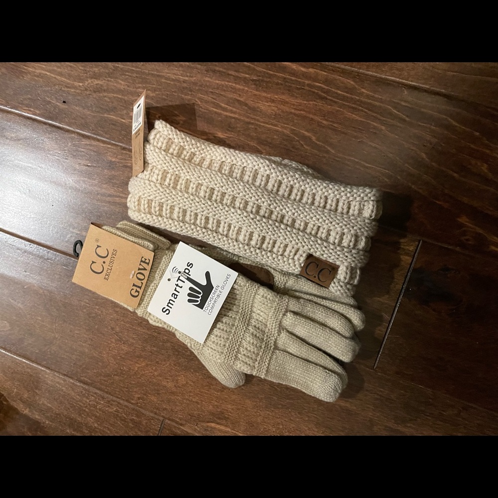 C.C Exclusives gloves and ear warmer.